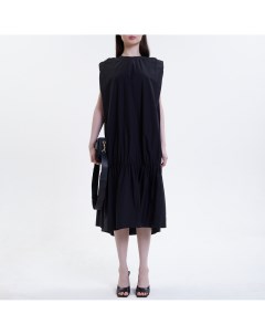 Чёрное платье с подплечниками Jnby