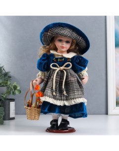 Кукла коллекционная керамика Тася в бархатном платье с передником с корзиной 30 см Кнр