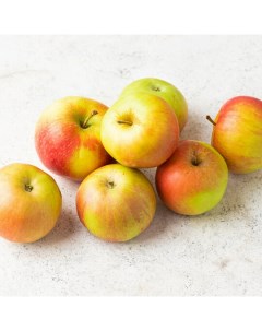 Яблоко айдаред Молдова 0 5 кг Вкусвилл