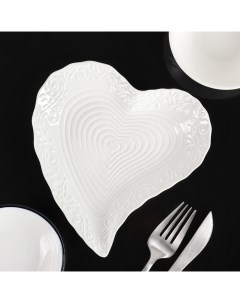 Блюдо керамическое сервировочное Сердце 17х16х2 см Nobrand
