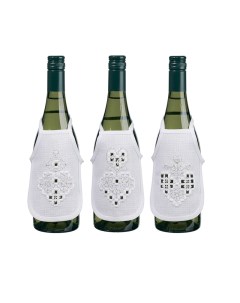 Набор для вышивания фартучков на бутылку в технике харгандер Белые сердечки арт 78 0634 Permin