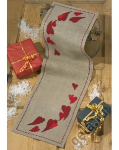Набор для вышивания дорожки Рождественское сердце арт 68 1296 Permin
