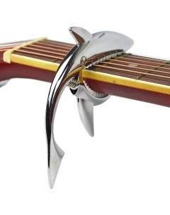 Каподастр для гитары в виде акулы металлич серебристый 13х8 5х1 8 см ST CAPO 16 The string