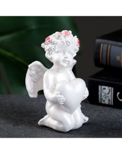 Фигура Ангел с сердцем на коленях перламутр 10х6х5см Хорошие сувениры