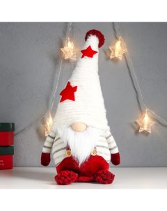 Новогодняя фигурка Дед Мороз в красном комбинезоне в колпаке со звездами 16x14x35 см Nobrand