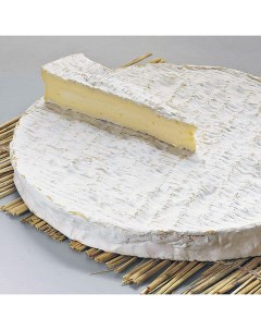Сыр полутвердый ФЕРМА Бри Традиционный с белой плесенью 55 Мясновъ