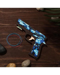 Сувенир деревянный игрушечный Резинкострел синий камуфляж 4 резинки Nobrand