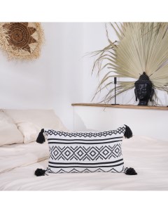 Декоративная подушка Nomads 30х50 см на потайной молнии белая черная Moroshka