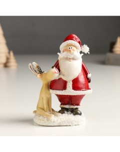 Новогодний сувенир Дедушка Мороз в красном кафтане и лосик 9498870 4х7х11 см Nobrand