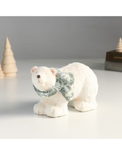 Новогодний сувенир Белый медведь в зеленом шарфе 9488106 16 5х7 5х10 см Nobrand