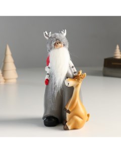 Новогодний сувенир Дед Мороз в шапке с рожками и оленем 9491496 8 5х8х17 см Nobrand