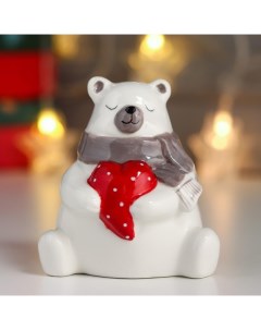 Новогодний сувенир 6494466 Белый мишка серый шарф красное сердце 9х6 5х8 5 см Nobrand