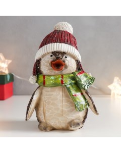 Новогодний сувенир Пингвин в красной шапке и зеленом шарфе 7521797 11 5х11 5х17 5 см Nobrand