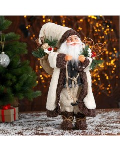 Новогодняя фигурка Дед Мороз в белом тулупе 5036035 26x18x45 см Зимнее волшебство