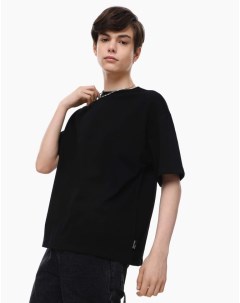 Чёрная базовая футболка oversize для мальчика Gloria jeans