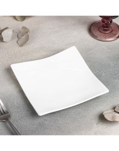 Блюдо фарфоровое для подачи бланш квадрат d 16 см белый Magistro