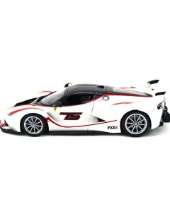 Машина Ferrari FXX K 1 24 белый 18 26301 Bburago