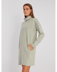 Трикотажное платье свитер с высоким горлом и акцентом на манжетах Zolla