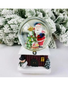 Стеклянный шар 7160 17136 Дед Мороз с подарками у ёлки 8 8 11 5 см Merry christmas