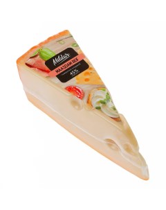 Сыр полутвердый Maasdam Reif 45 220 г Mildar