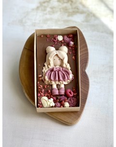 Шоколадная плитка Кукла 150 г Vchocolata