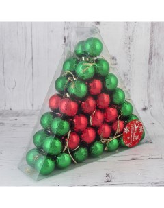 Набор шаров пластик d 3 см 56 шт Треугольник красный и зелёный Зимнее волшебство