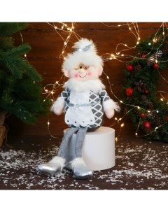 Мягкая игрушка Бабушка Мороз в костюме с ремешком 15х39 см серый Зимнее волшебство