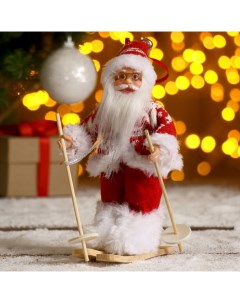 Новогодняя фигурка Дед Мороз на лыжах в вязаном костюме 3555384 17x9x17 см Nobrand