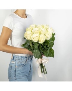 Букет из высоких белых роз Эквадор 11 шт 70 см Л'этуаль flowers