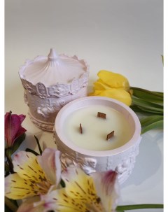 Ароматическая свеча из соевого воска Карусель Молоко и мёд Millas candles