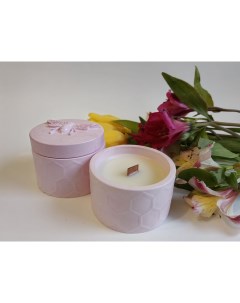Свеча в розовой шкатулке из гипса Мох и янтарь Millas candles