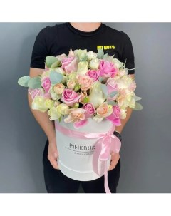 Коробочка Box Adel из розы и кустовой розы Pinkbuket