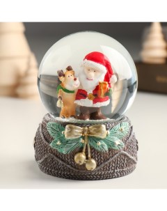 Сувенир полистоун водяной шар Дед Мороз с олешкой в лесу 7х7х9 см 8 шт Nobrand