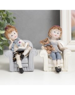 Сувенир полистоун Малышка в кресле с книгой мишкой МИКС 10х7х7 см 2 шт Nobrand