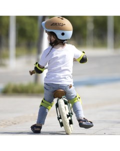 Детский спортивный защитный шлем голубой E1097_HP Hape