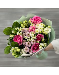 Букет из кустовых хризантем роз и лизиантусов Букет Маркет Сборные букеты B2396 Nobrand