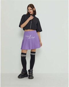 Фиолетовая юбка со складками и надписью Gloria jeans