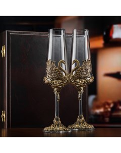 Набор 2 бокала для шампанского Лебеди в деревянной шкатулке 13000565 Город подарков