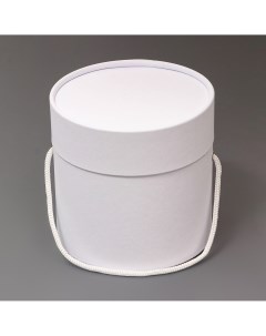 Подарочная коробка круглая белая с шнурком 12 х 12 см Nobrand