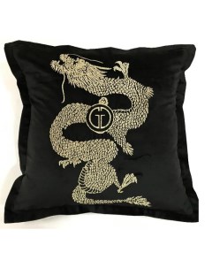 Подушка декоративная с вышивкой Дракон черная Garda decor