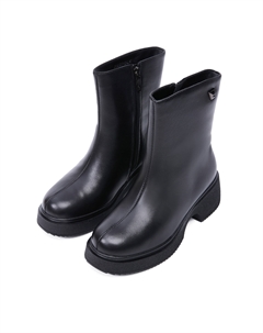 Черные зимние полусапоги из гладкой кожи Respect