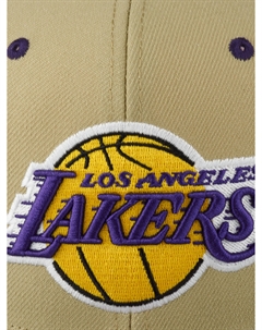 Бейсболка с прямым козырьком MITCHELL NESS 6HSSMM21093-LALTAN1 Los Angeles Lakers NBA (бежевый), Бежевый Mitchell and ness