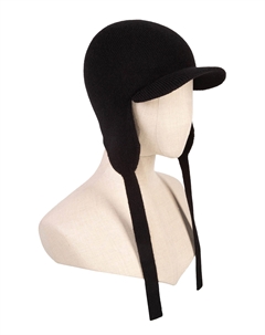 Трикотажная шапка с козырьком Canoe