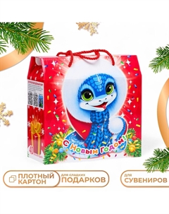 Подарочная коробка новогодняя Nobrand