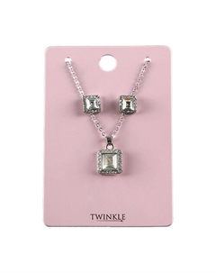 Подарочный набор 4
Комплект: серьги, подвеска, цепочка Twinkle