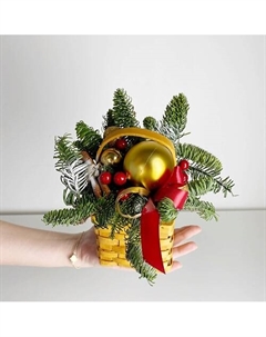 Новогодняя композиция "Рождественский подарок" Л'этуаль flowers