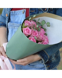 Букет «11 розовых роз с эвкалиптом» Florpro