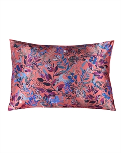 Наволочка Сказки Таинственный лес в вишнёво-ягодном 50х70см Mollen