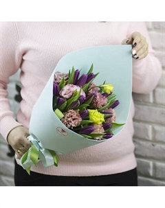 15 фиолетовых тюльпанов с эустомой Florpro