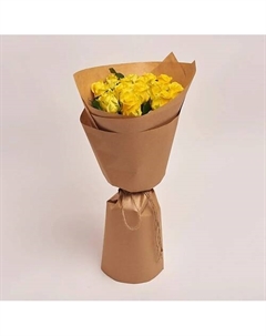 Яркий букет из 15 желтых роз в крафт-бумаге Azalianow цветы. подарки. декор